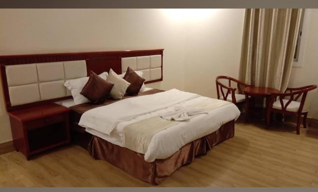 Fakher Yanbu Hotel エクステリア 写真